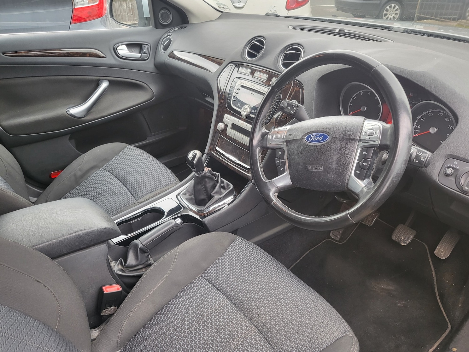 Used Ford Mondeo 2009 for sale - 77616665: Photo 2