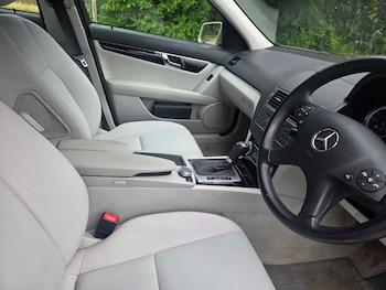 Used Mercedes-Benz C Class 2010 for sale - 78847275: Photo