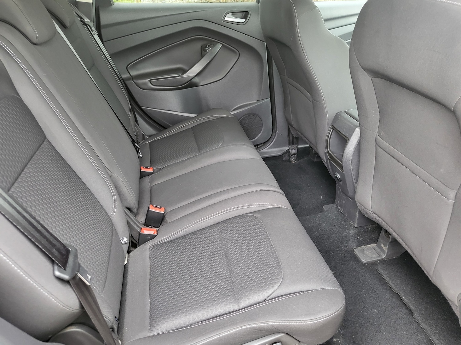 Used Ford Kuga 2017 for sale - 77431331: Photo 3