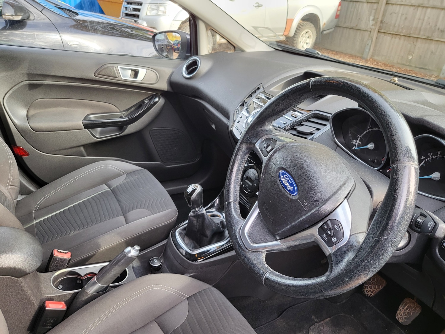 Used Ford Fiesta 2012 for sale - 76461923: Photo 2