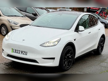 2022 (22) - Long Range AWD 5dr Auto