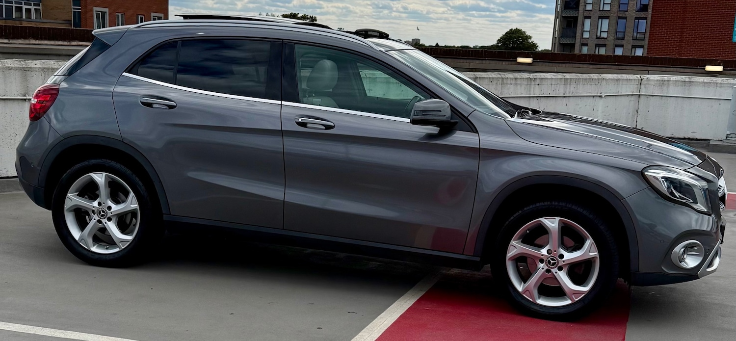 Used Mercedes-Benz GLA 2019 for sale - 76555610: Photo 4