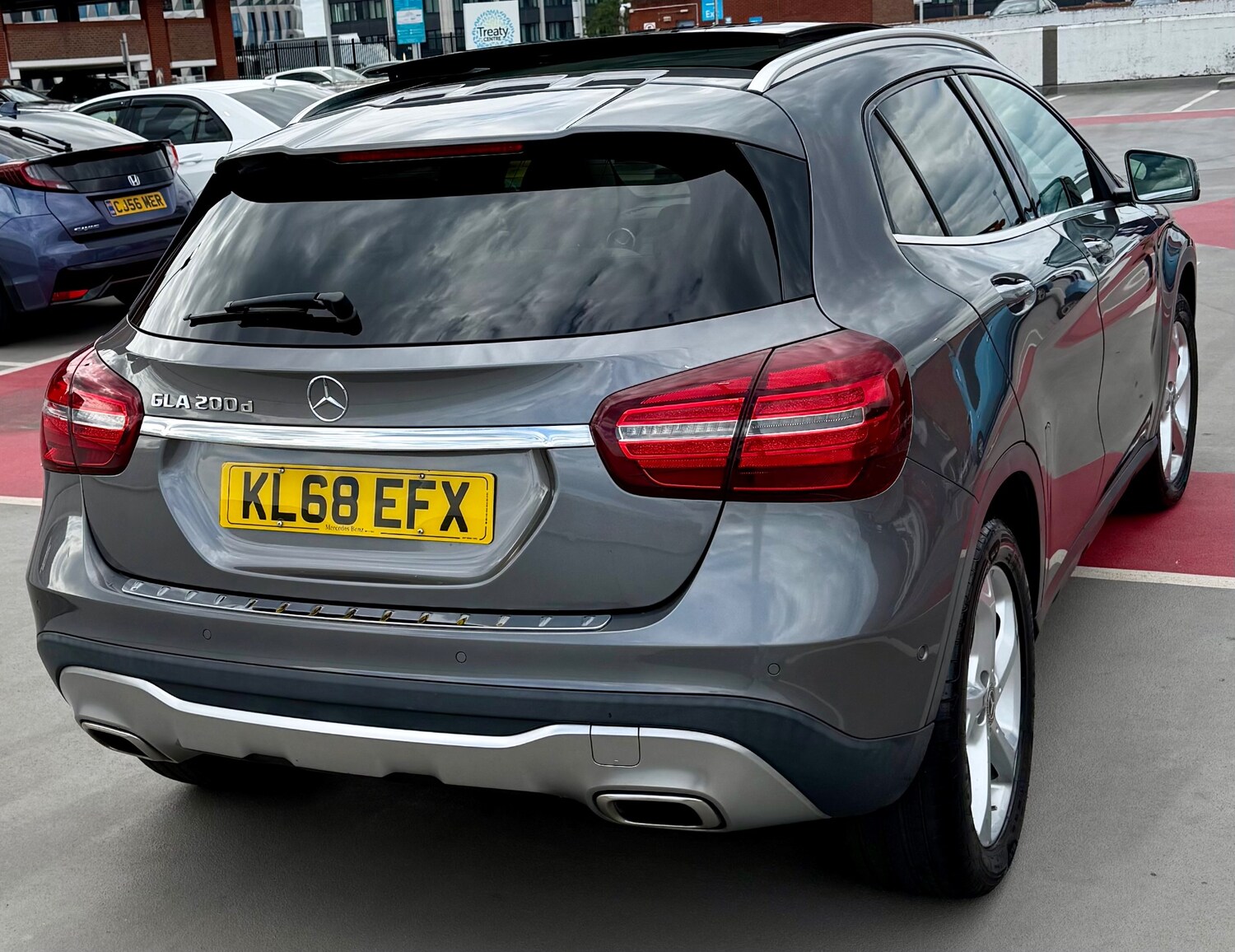Used Mercedes-Benz GLA 2019 for sale - 76555610: Photo 6