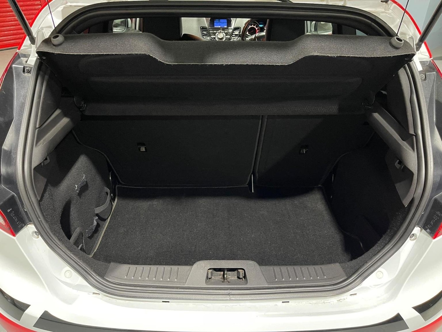 Used Ford Fiesta 2015 for sale - 76605936: Photo 43