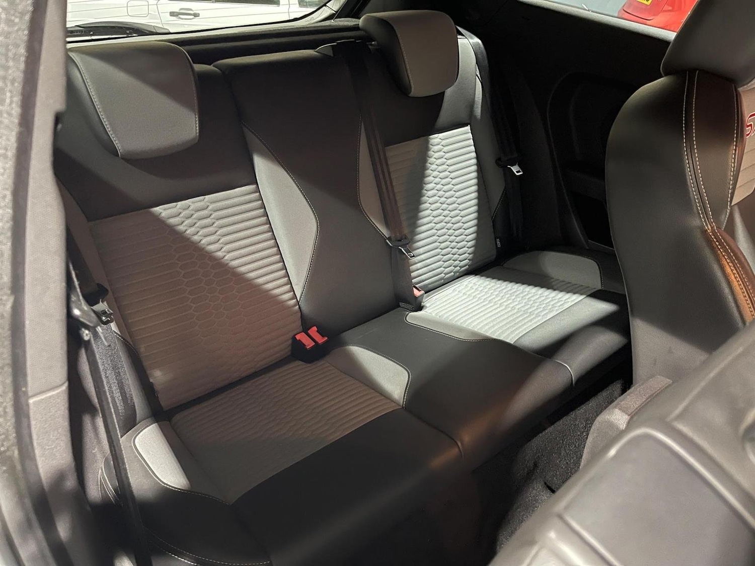 Used Ford Fiesta 2015 for sale - 76605936: Photo 51