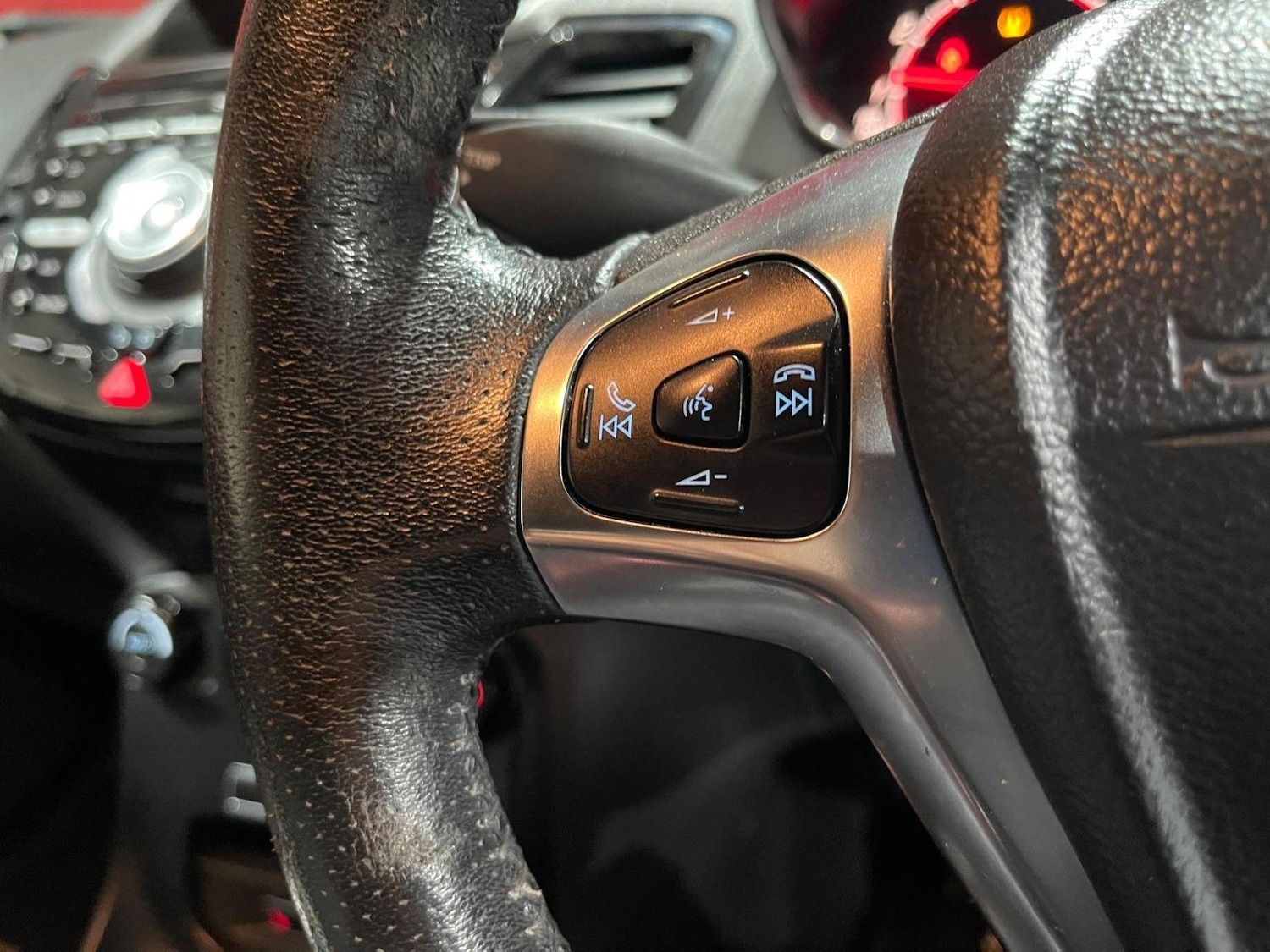 Used Ford Fiesta 2015 for sale - 76605936: Photo 58