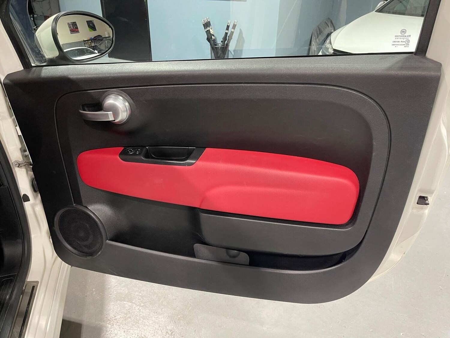 Used Fiat 500C 2014 for sale - 76793674: Photo 29