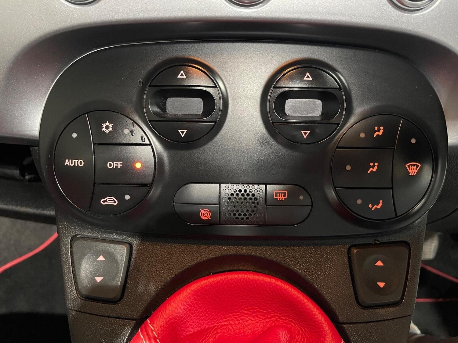 Used Fiat 500C 2014 for sale - 76793674: Photo 41