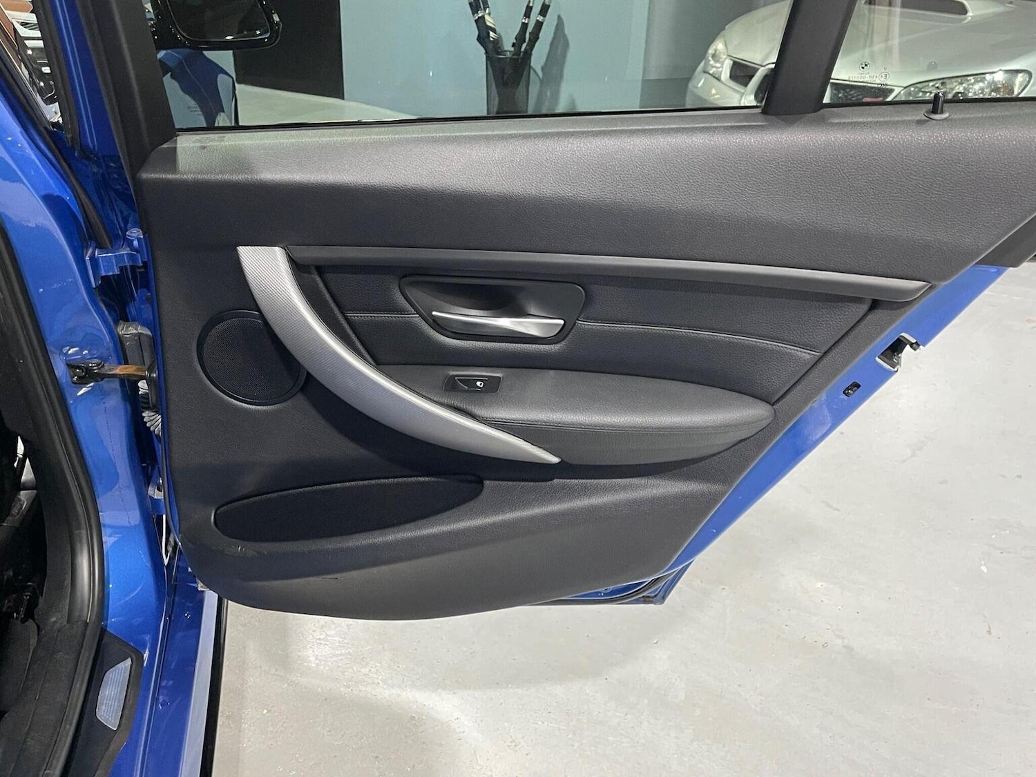 Used BMW 3 Series 2013 for sale - 76605761: Photo 42