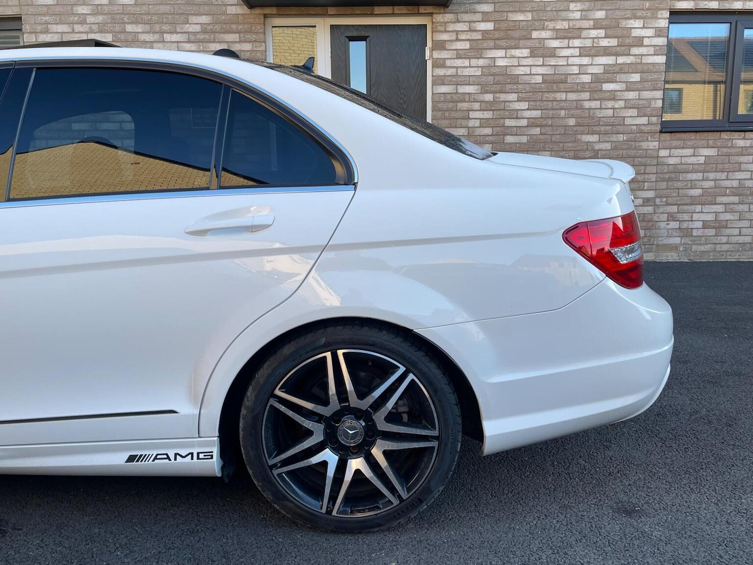 Used Mercedes-Benz C Class 2012 for sale - 77085323: Photo 3