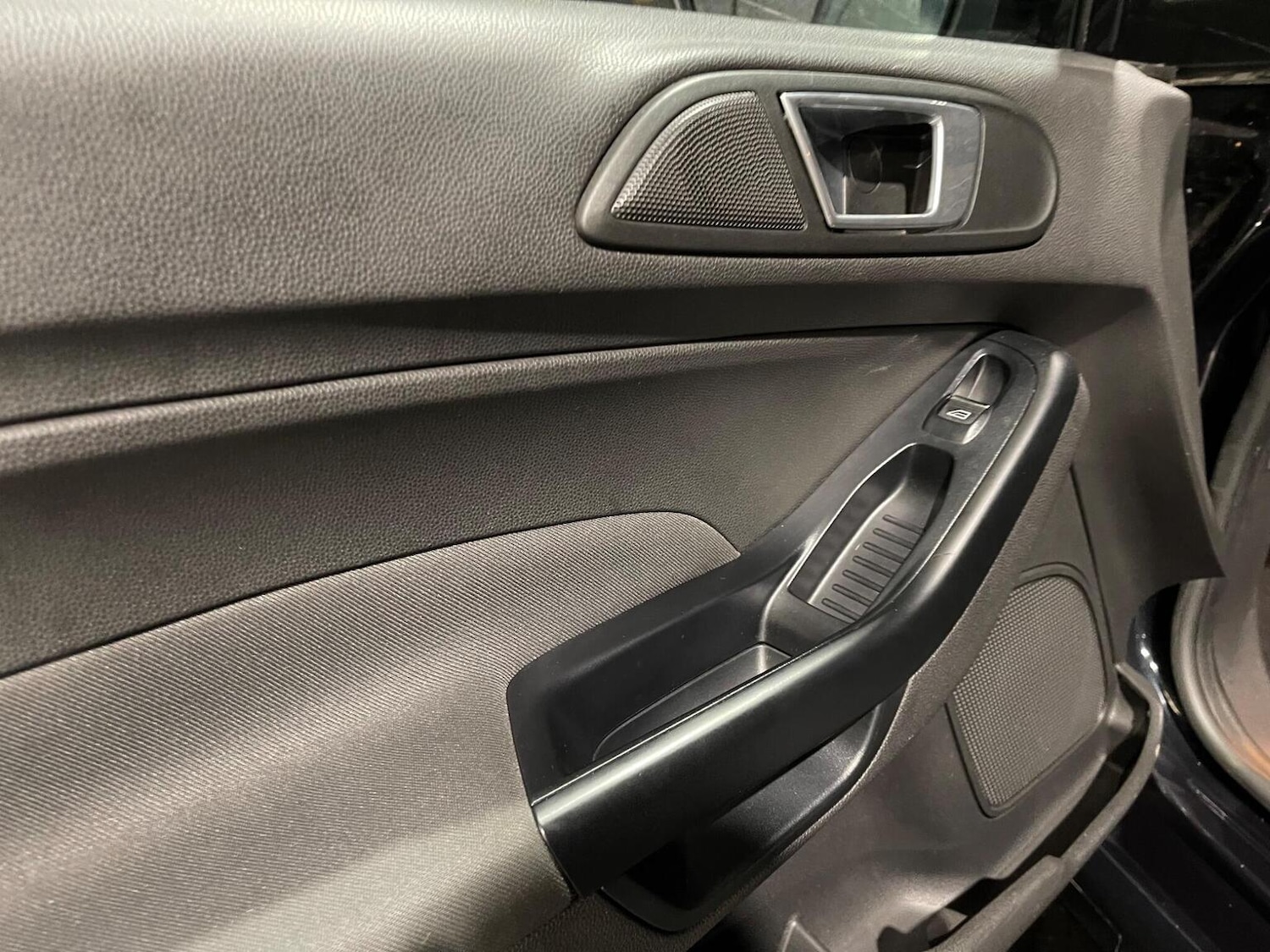 Used Ford Fiesta 2014 for sale - 77516131: Photo 22