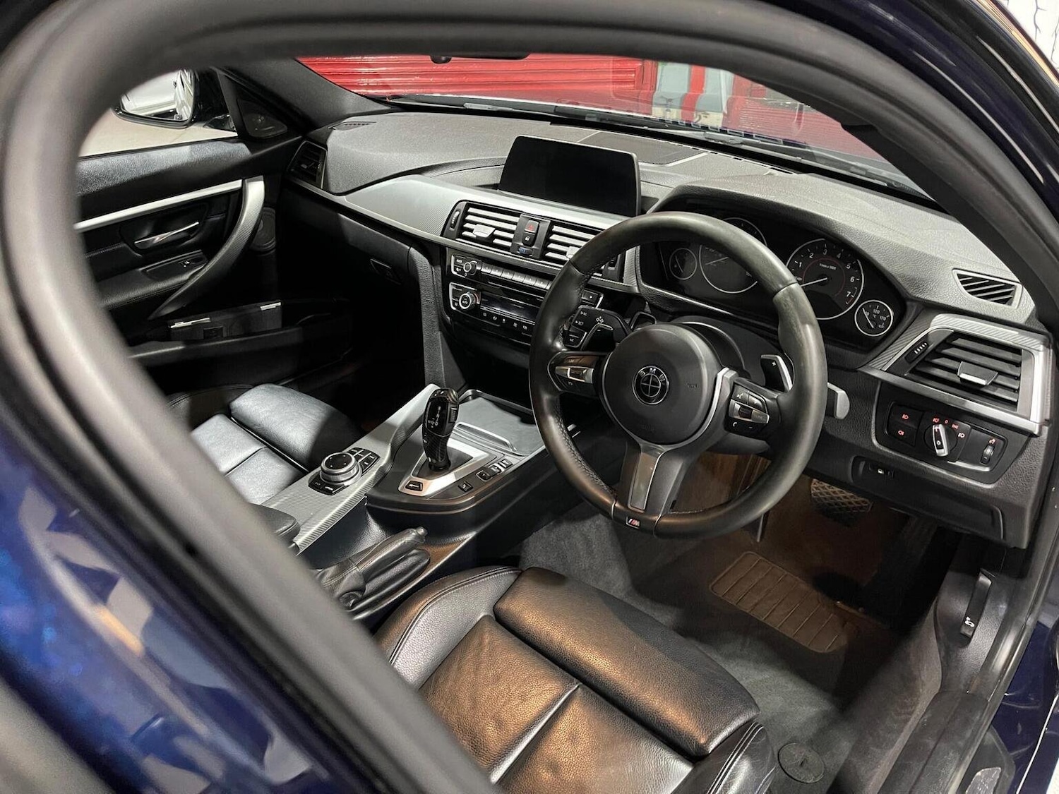 Used BMW 3 Series 2018 for sale - 76605640: Photo 47