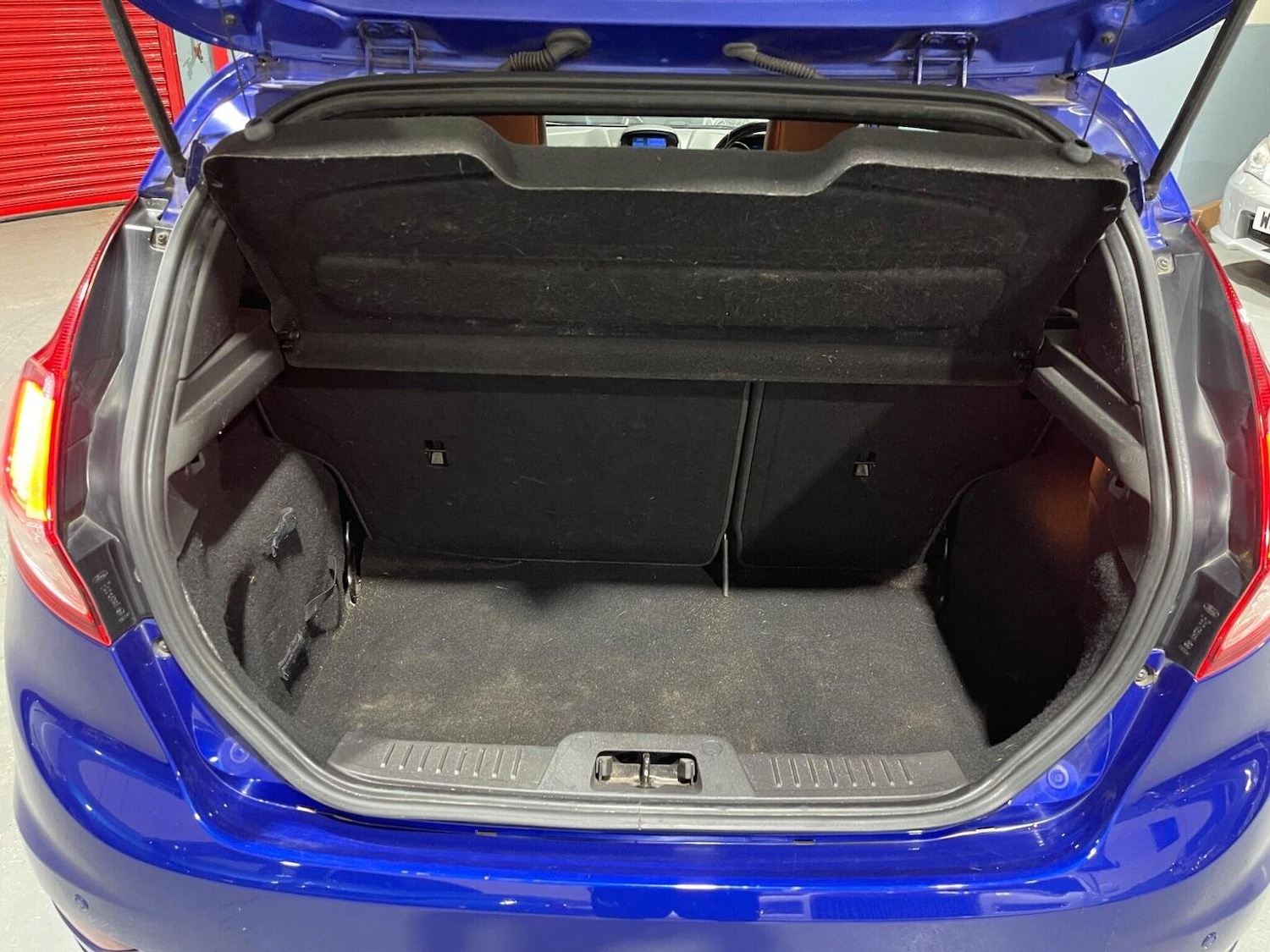 Used Ford Fiesta 2016 for sale - 76605919: Photo 32