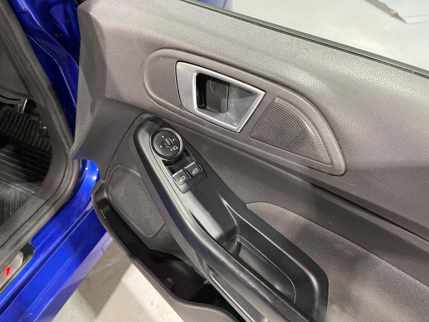 Used Ford Fiesta 2016 for sale - 76605919: Photo 34