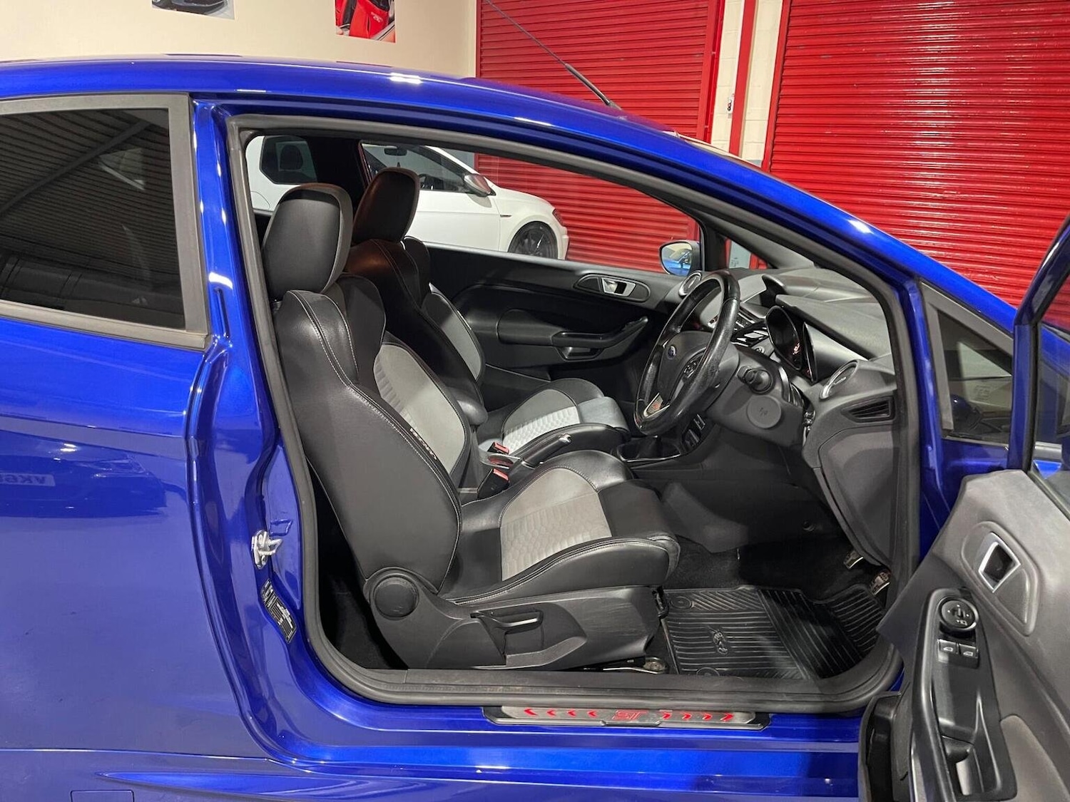 Used Ford Fiesta 2016 for sale - 76605919: Photo 35