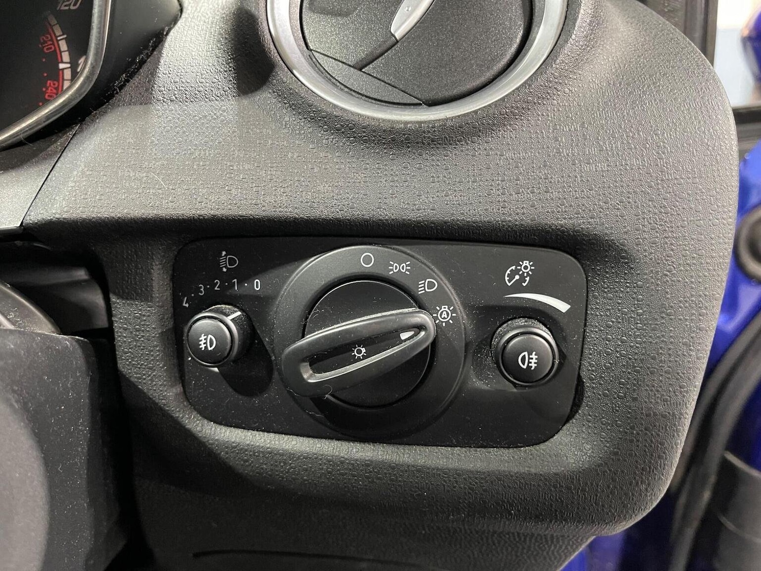 Used Ford Fiesta 2016 for sale - 76605919: Photo 41