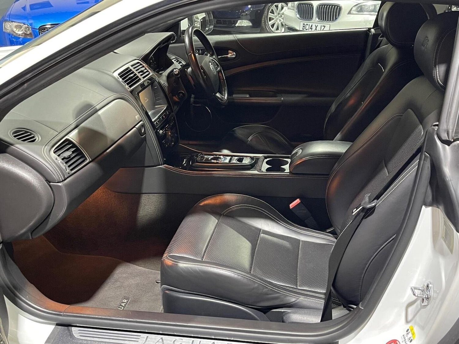 Used Jaguar XK 2012 for sale - 76605765: Photo 40