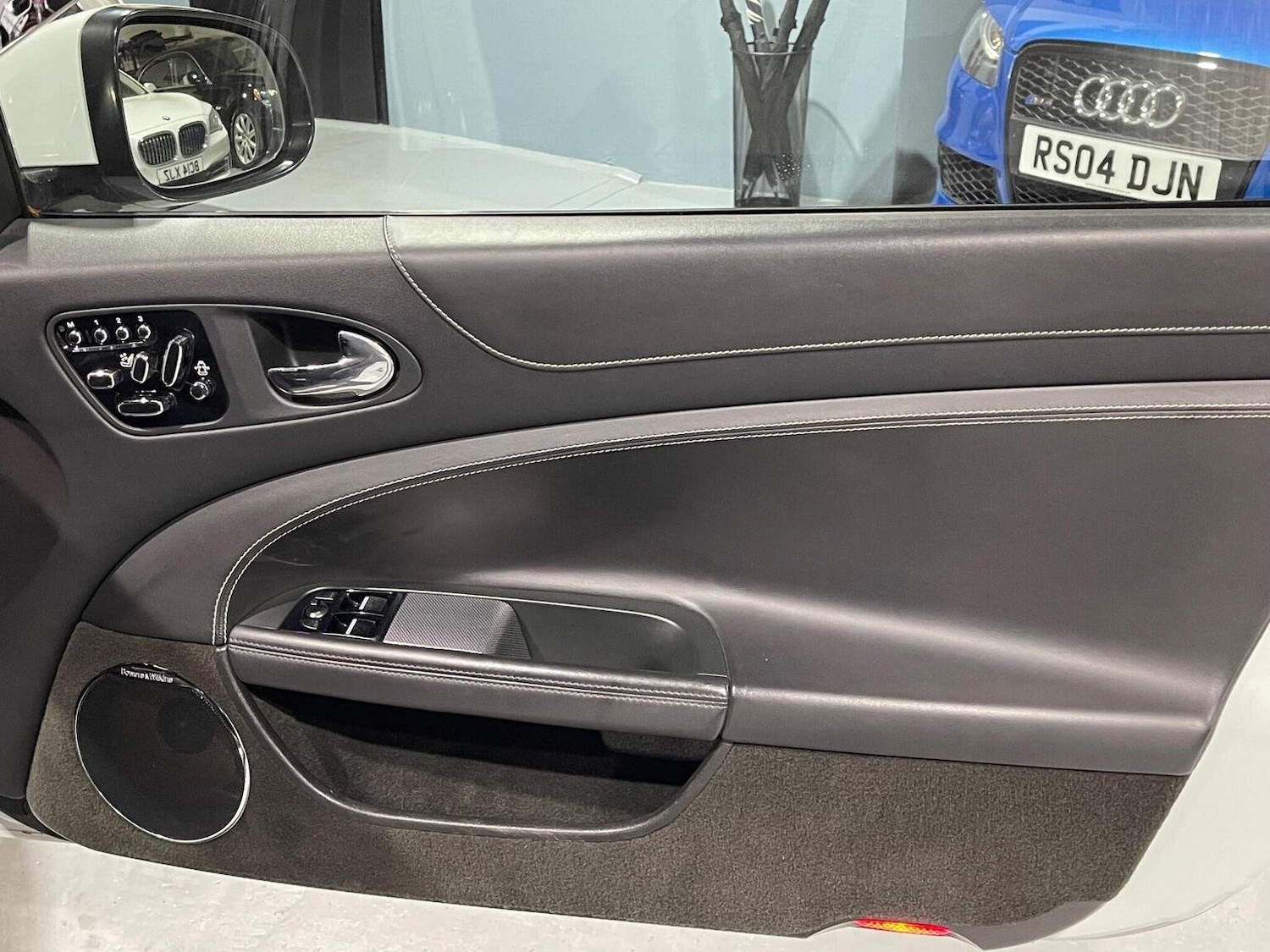 Used Jaguar XK 2012 for sale - 76605765: Photo 48