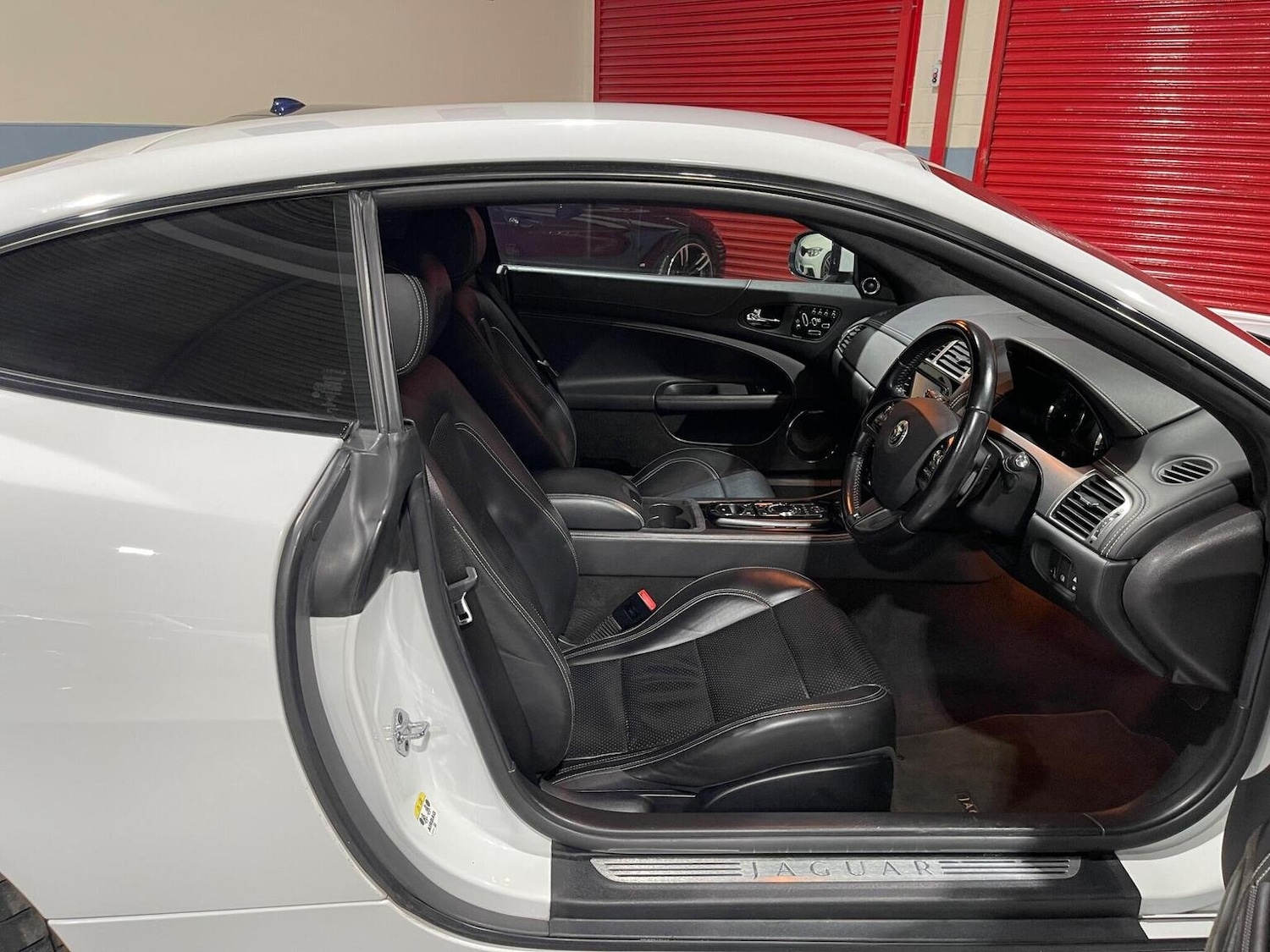 Used Jaguar XK 2012 for sale - 76605765: Photo 51