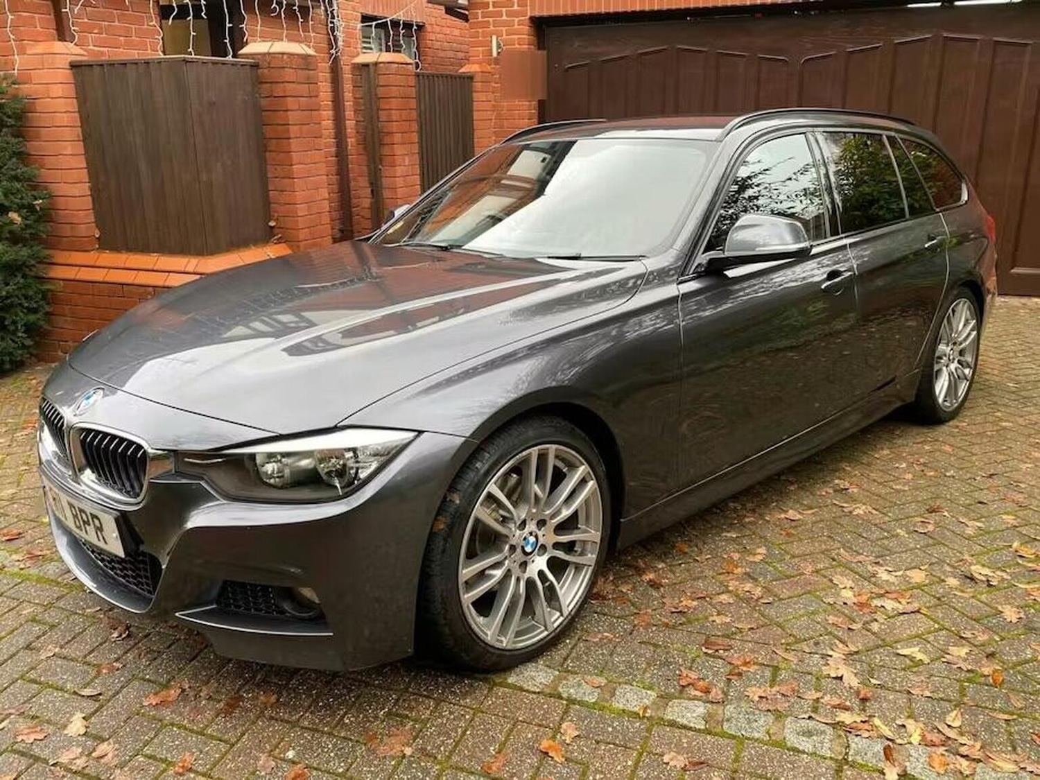 Used BMW 3 Series 2013 for sale - 77277340: Photo 2