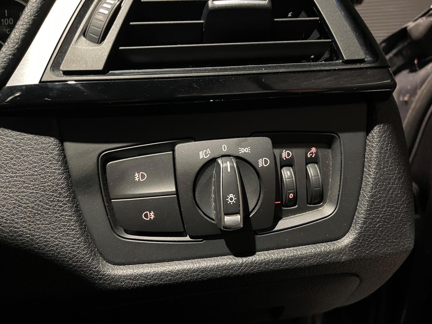 Used BMW 3 Series 2013 for sale - 77277340: Photo 40