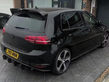 Used Volkswagen Golf 2015 for sale - 77973703: Photo