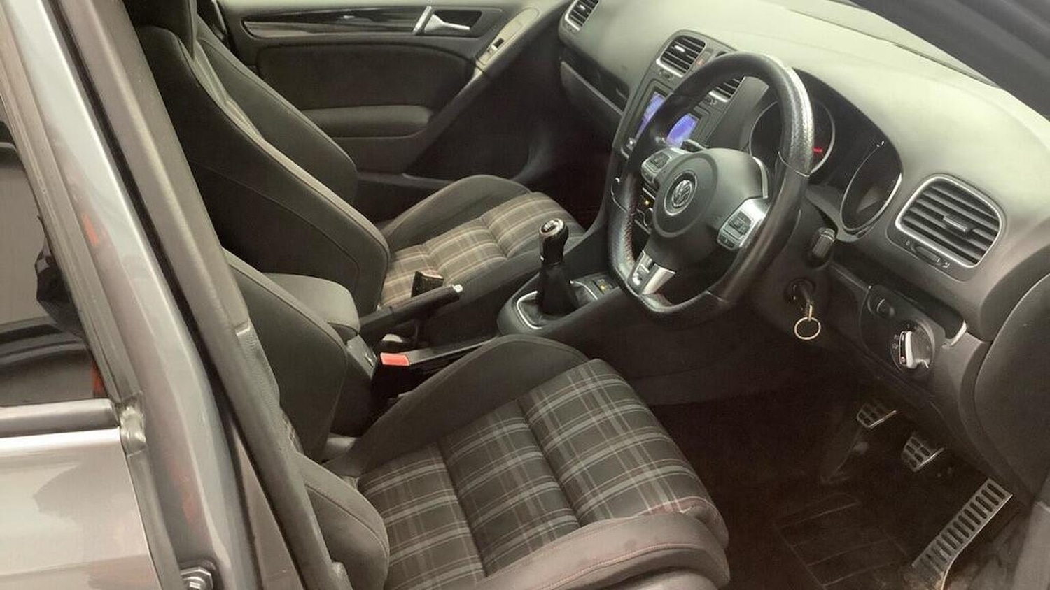 Used Volkswagen Golf 2011 for sale - 78105932: Photo 10