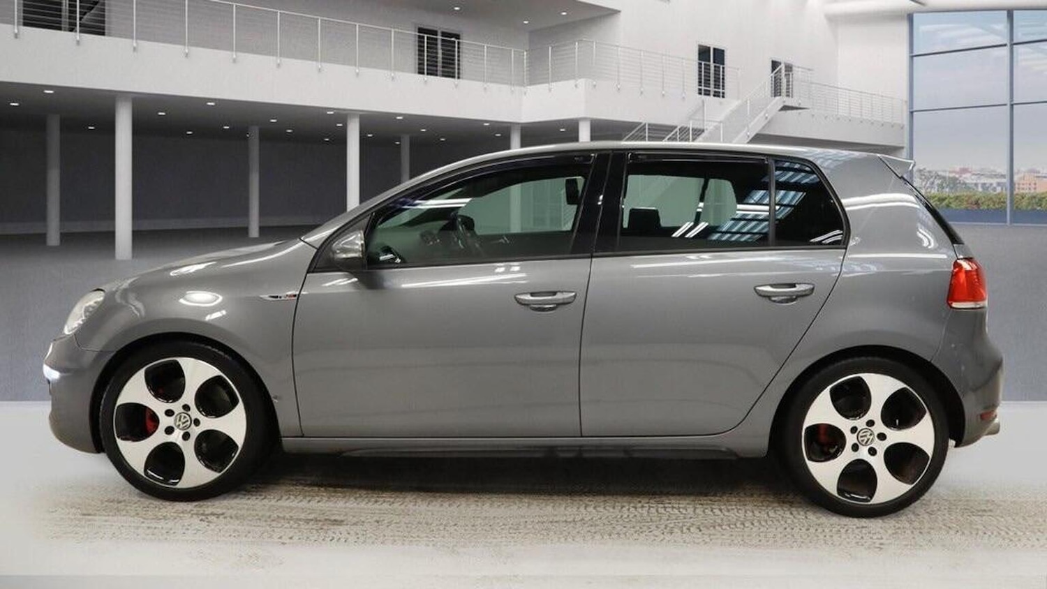 Used Volkswagen Golf 2011 for sale - 78105932: Photo 7