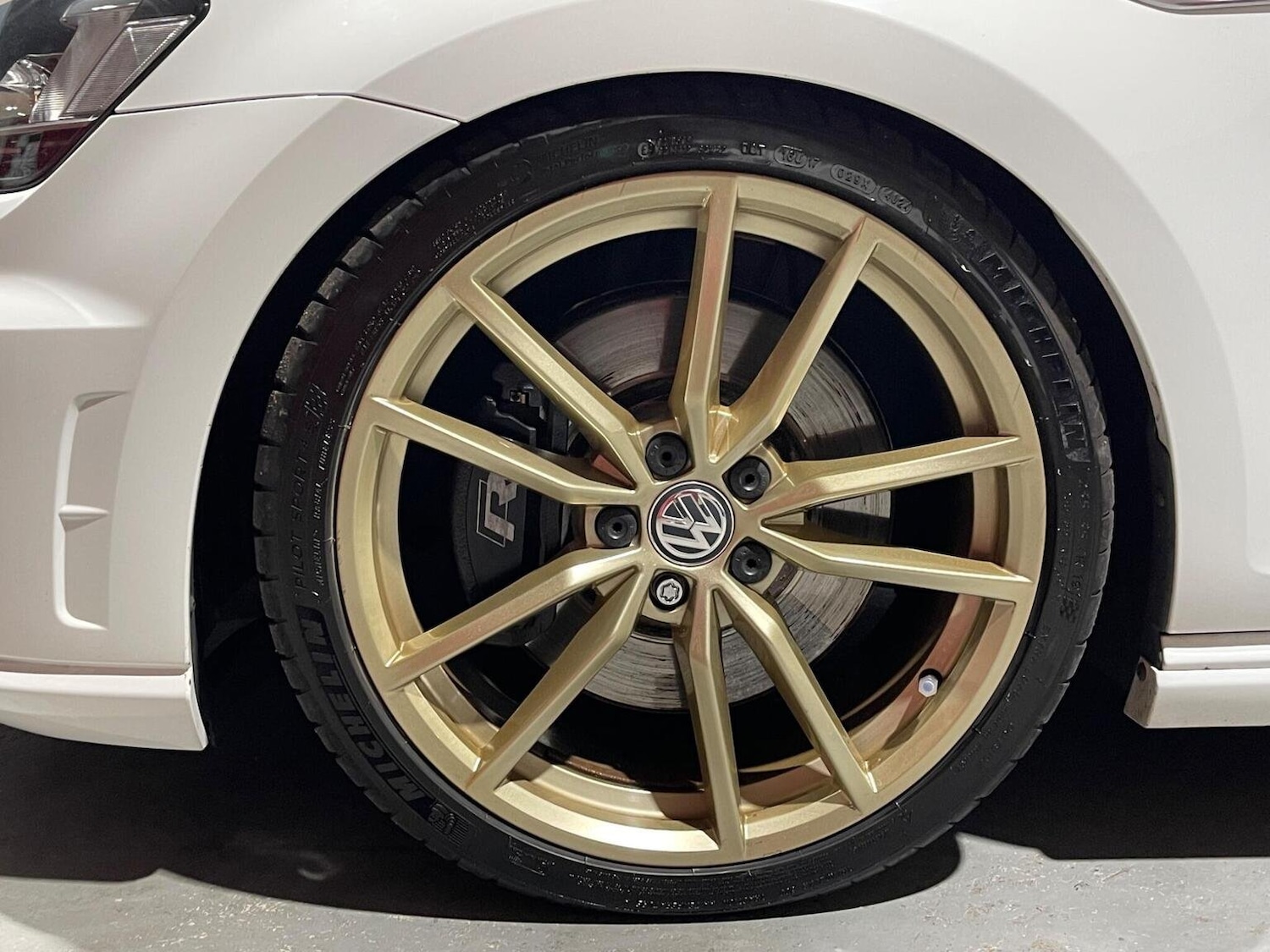 Used Volkswagen Golf 2015 for sale - 76605705: Photo 24