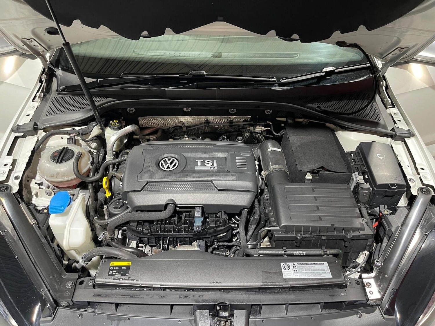 Used Volkswagen Golf 2015 for sale - 76605705: Photo 25