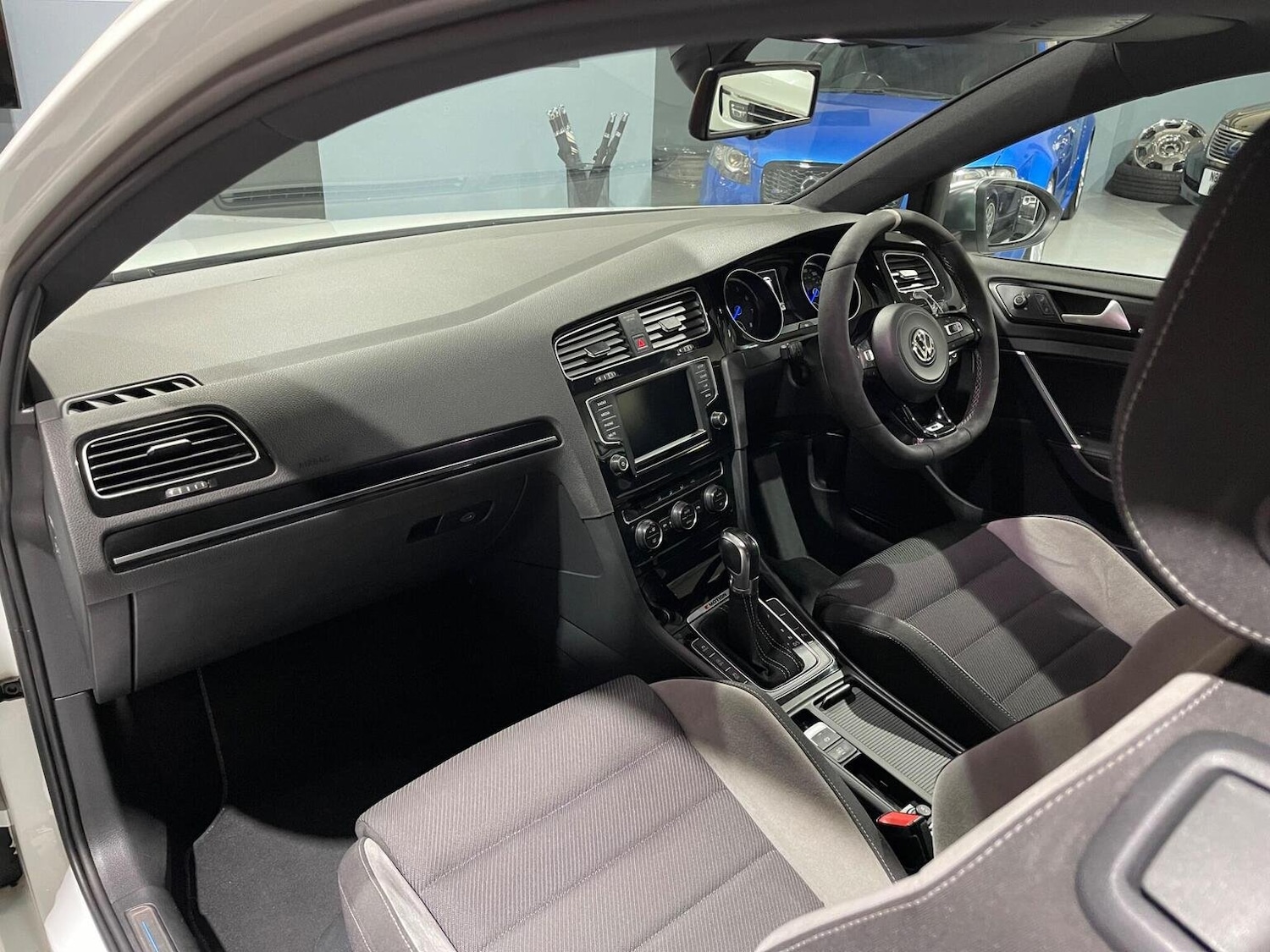 Used Volkswagen Golf 2015 for sale - 76605705: Photo 31