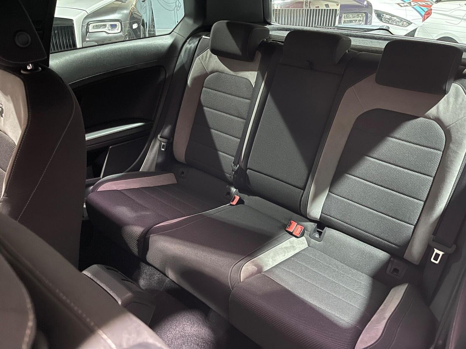 Used Volkswagen Golf 2015 for sale - 76605705: Photo 33