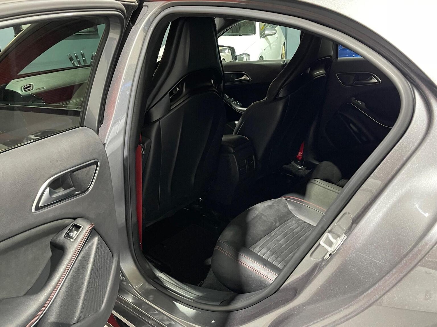 Used Mercedes-Benz A-Class 2013 for sale - 77014798: Photo 32