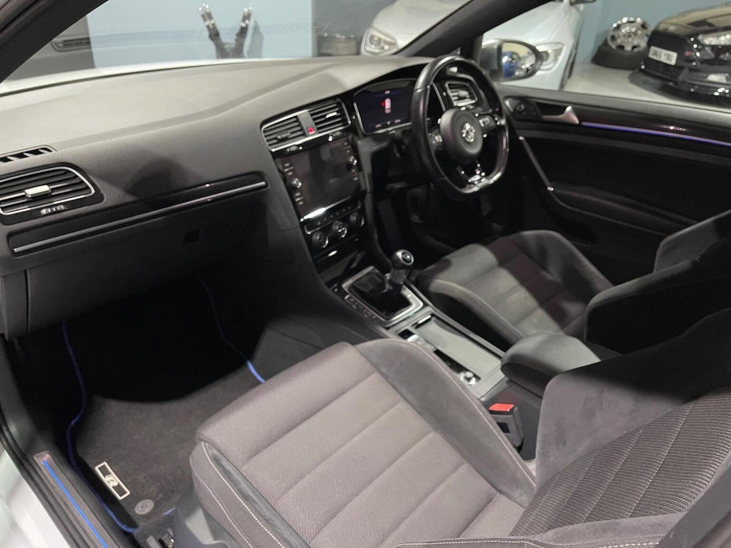 Used Volkswagen Golf 2018 for sale - 76605678: Photo 31