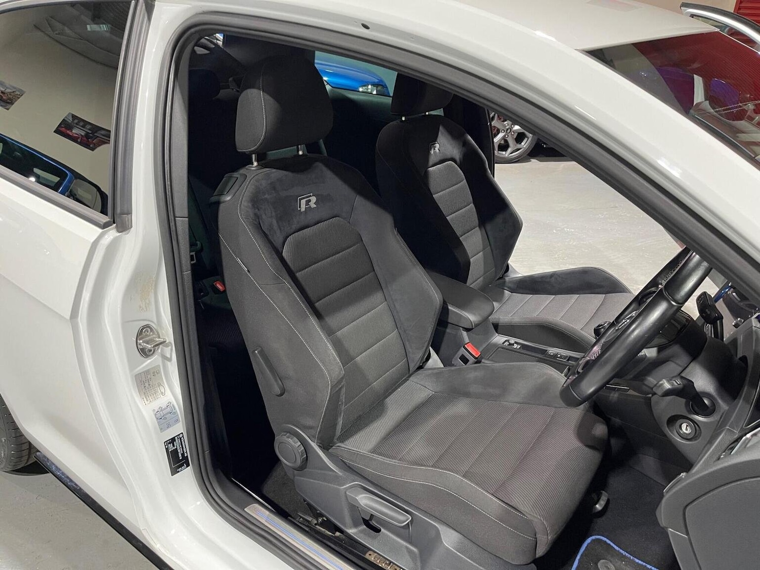 Used Volkswagen Golf 2018 for sale - 76605678: Photo 40