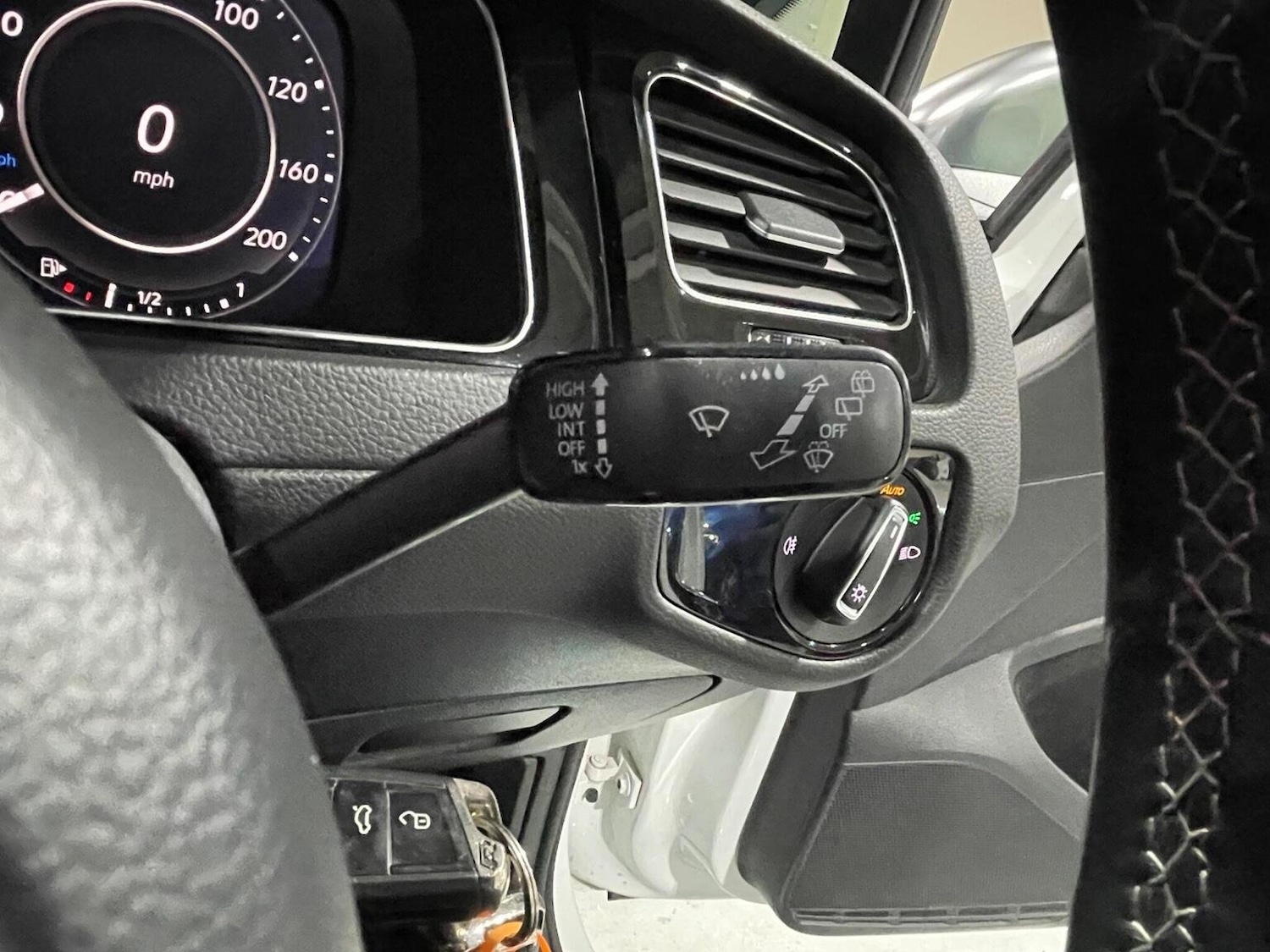 Used Volkswagen Golf 2018 for sale - 76605678: Photo 59