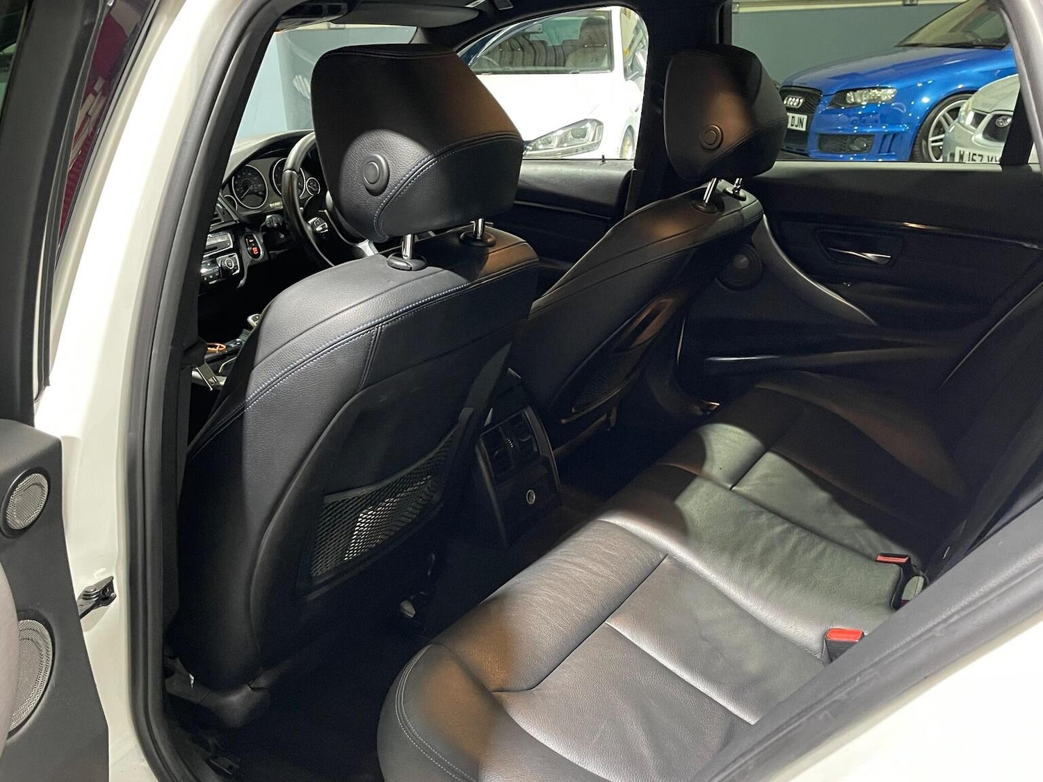 Used BMW 3 Series 2018 for sale - 76799189: Photo 32