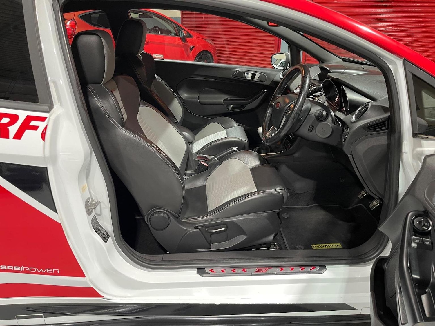 Used Ford Fiesta 2015 for sale - 76793675: Photo 46