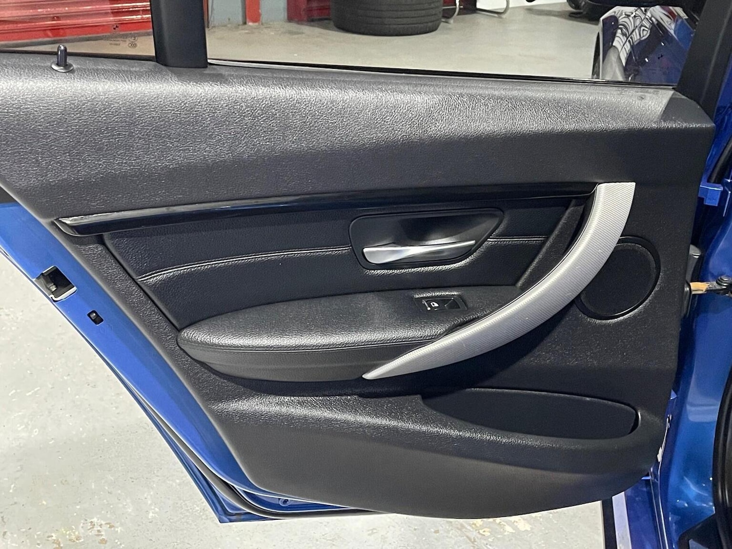 Used BMW 3 Series 2016 for sale - 77516106: Photo 31