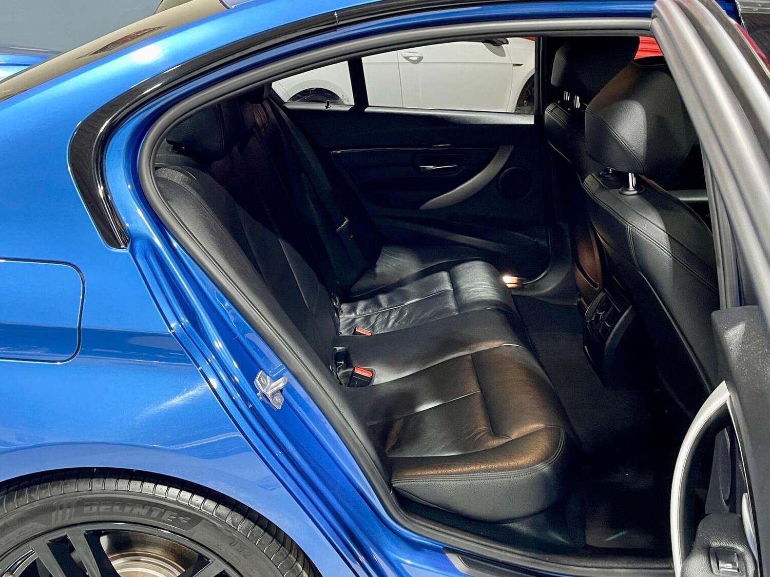 Used BMW 3 Series 2016 for sale - 77516106: Photo 39