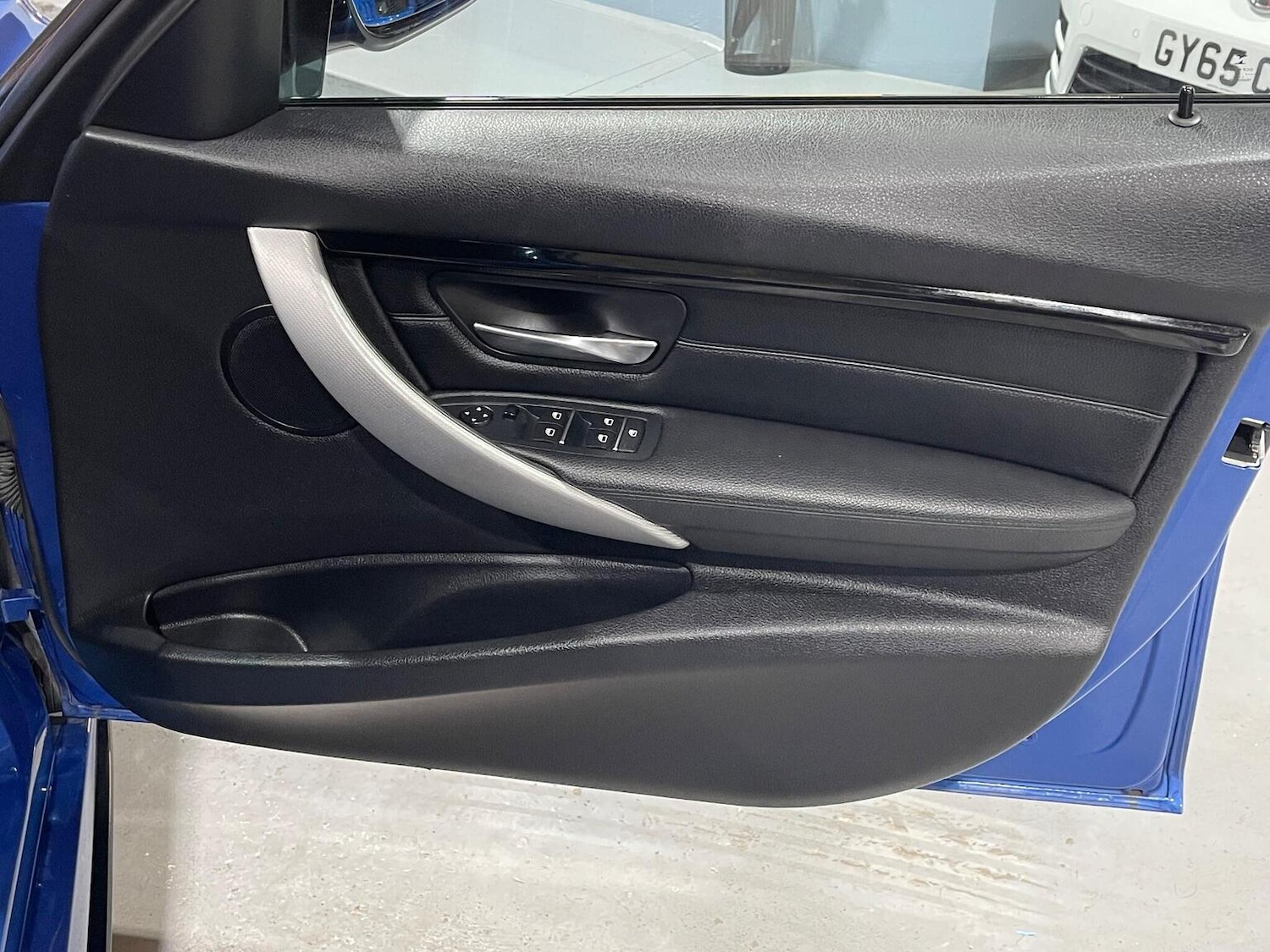 Used BMW 3 Series 2016 for sale - 77516106: Photo 42