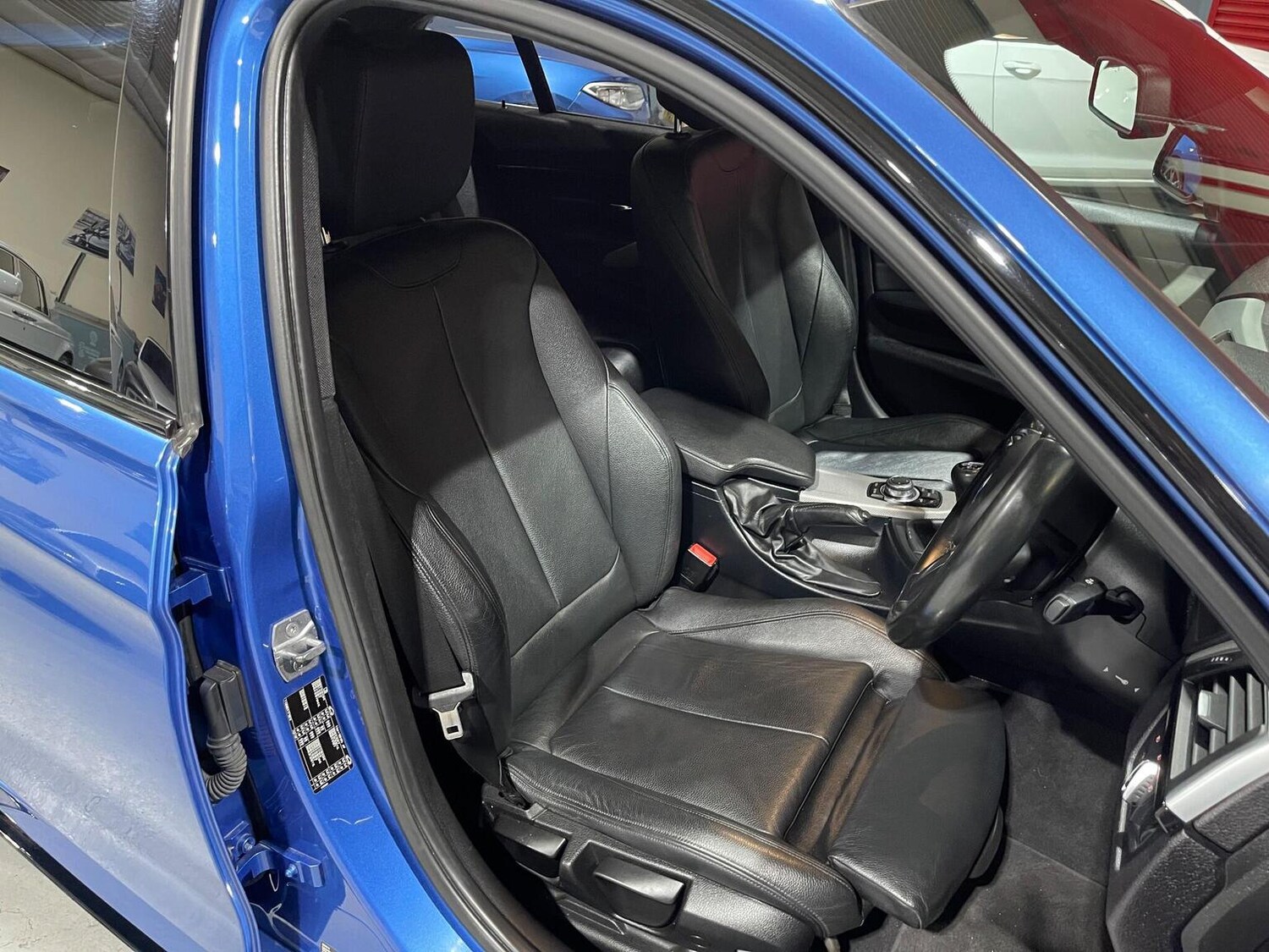 Used BMW 3 Series 2016 for sale - 77516106: Photo 45