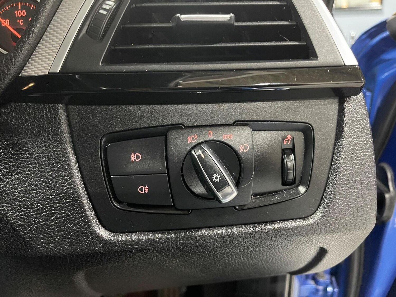 Used BMW 3 Series 2016 for sale - 77516106: Photo 48