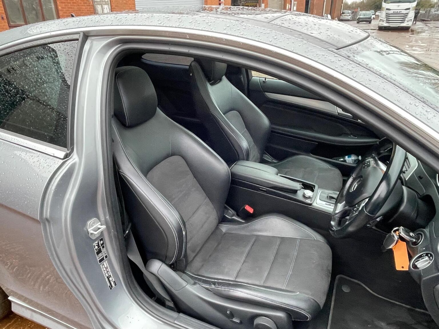 Used Mercedes-Benz C Class 2014 for sale - 76986818: Photo 10