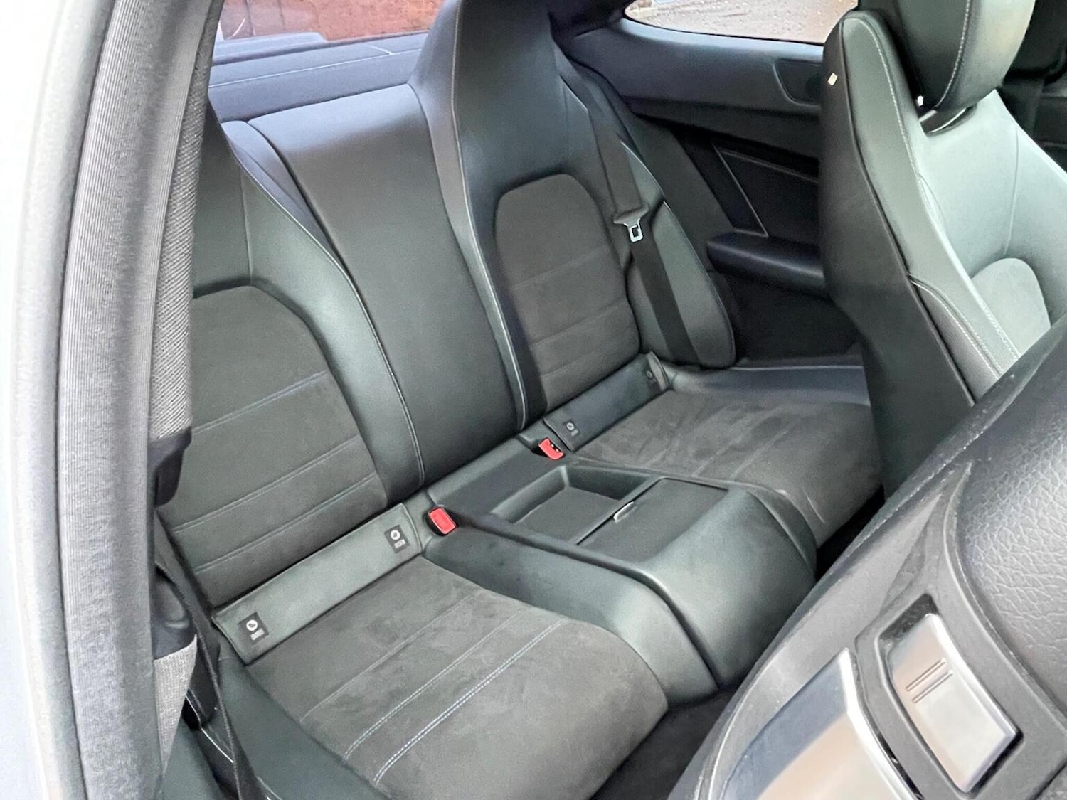 Used Mercedes-Benz C Class 2014 for sale - 76986818: Photo 12