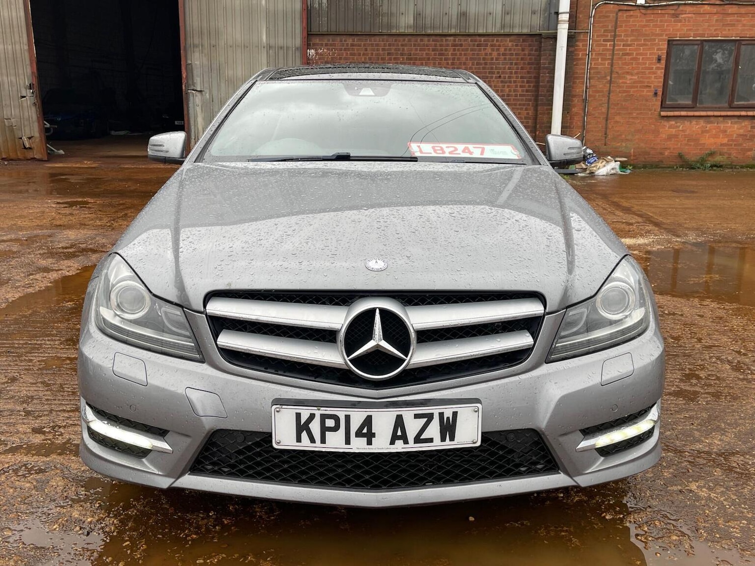 Used Mercedes-Benz C Class 2014 for sale - 76986818: Photo 8