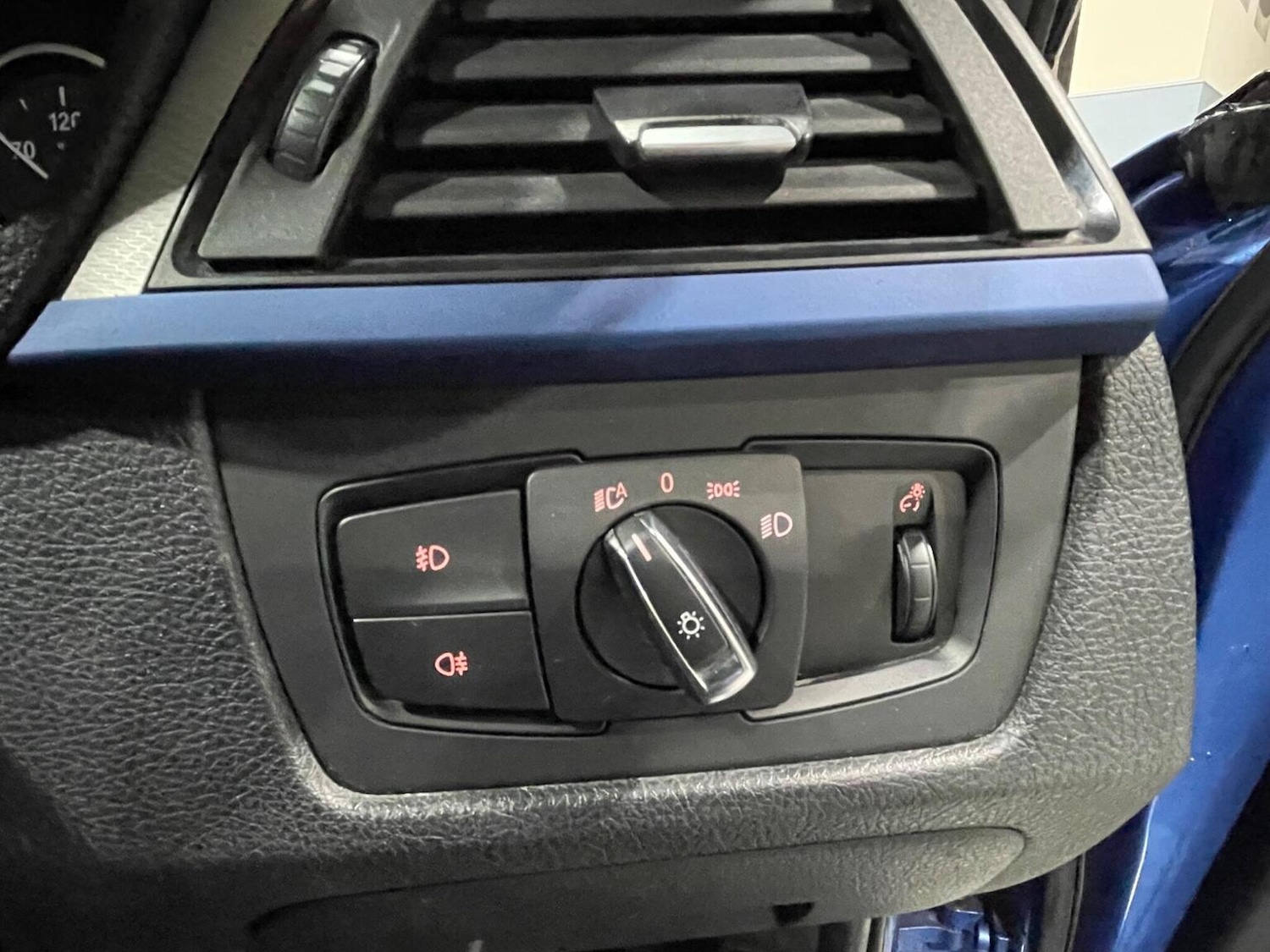 Used BMW 3 Series 2013 for sale - 76605674: Photo 55