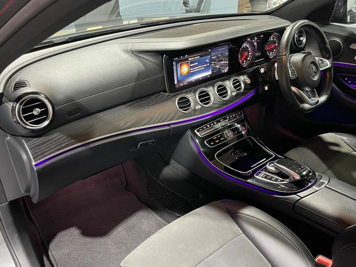 Used Mercedes-Benz E Class 2016 for sale - 76935259: Photo 32