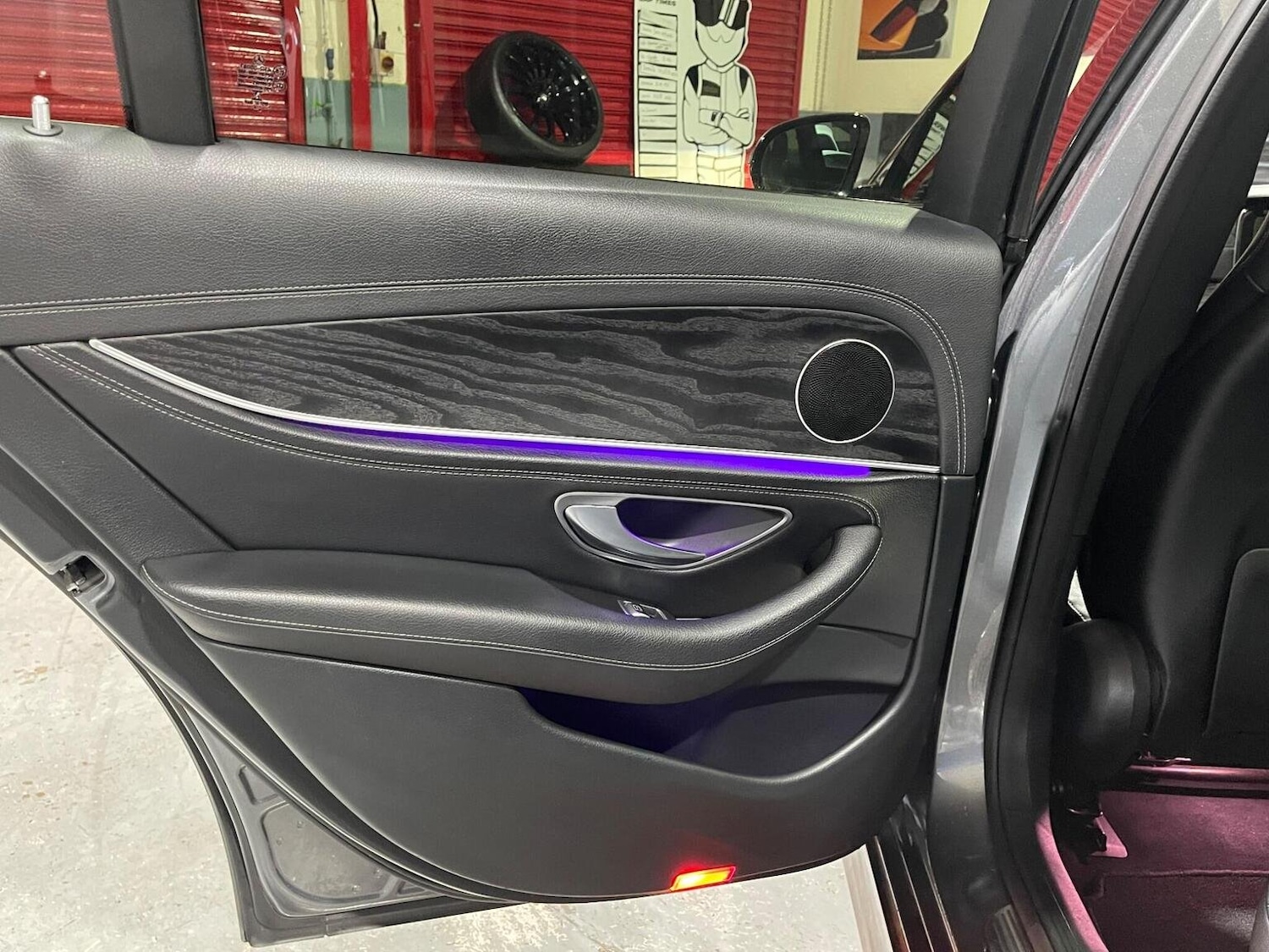 Used Mercedes-Benz E Class 2016 for sale - 76935259: Photo 34