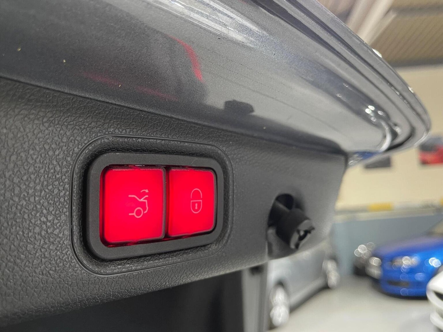 Used Mercedes-Benz E Class 2016 for sale - 76935259: Photo 41